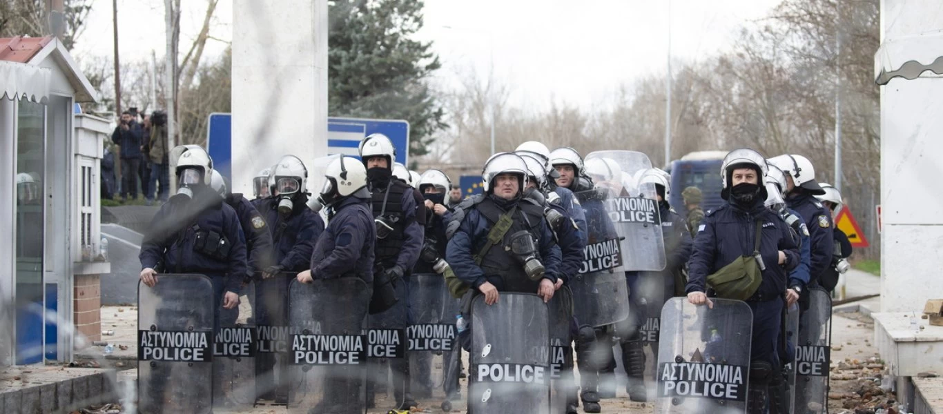 Αλλάζει ο τουρκικός σχεδιασμός: Διοχετεύουν τους παράνομους μετανάστες προς τα νησιά του Αιγαίου